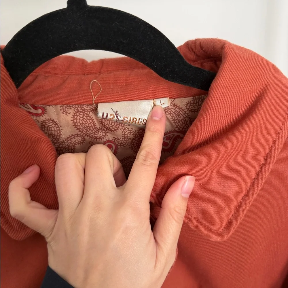 Orange Jacket - Picture 4 of 5